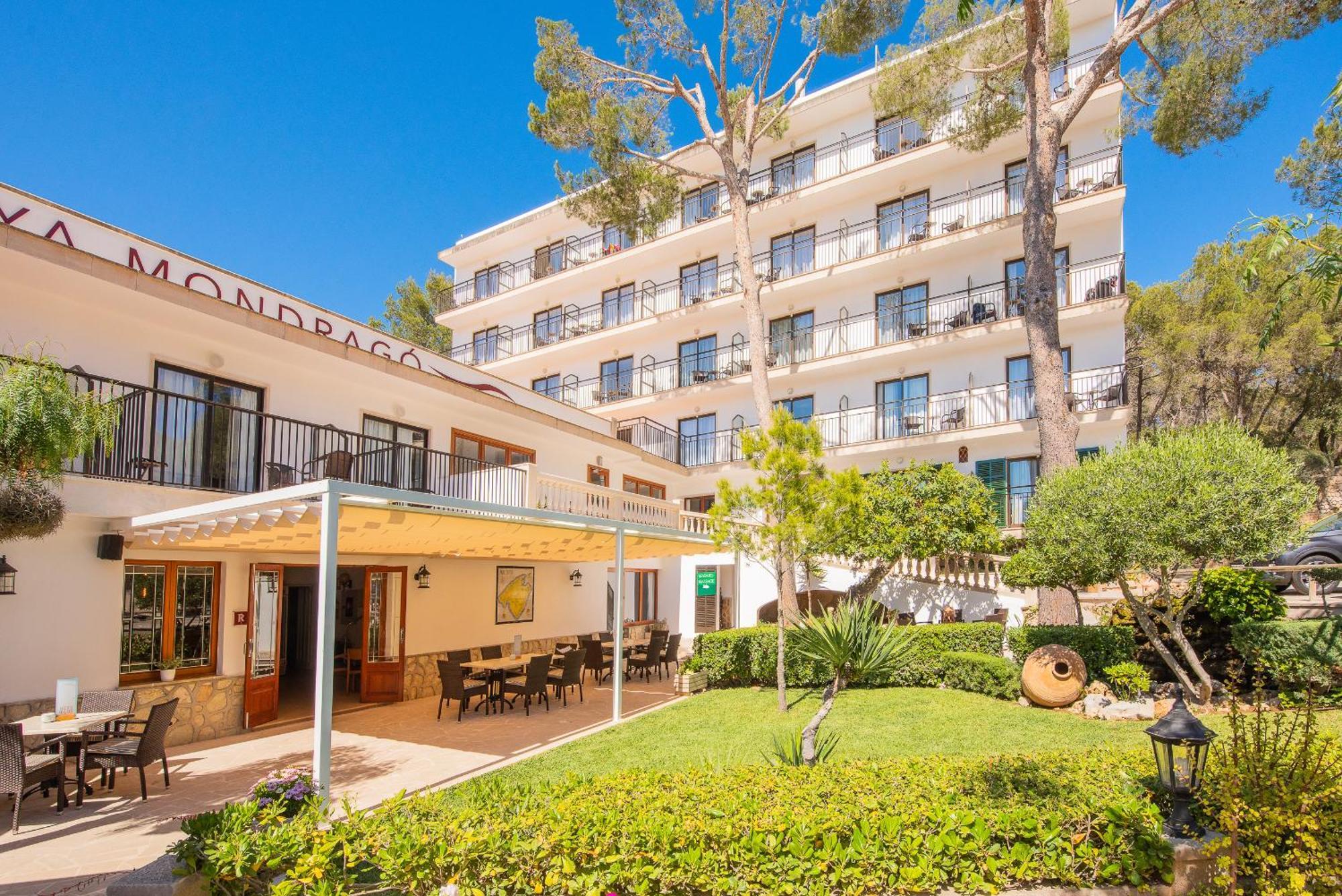 Hotel Playa Mondrago Porto Petro  Bagian luar foto