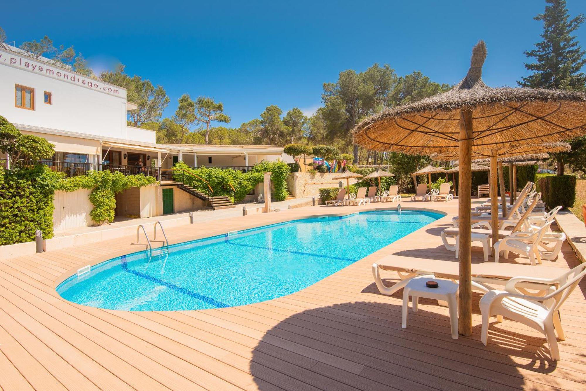 Hotel Playa Mondrago Porto Petro  Bagian luar foto